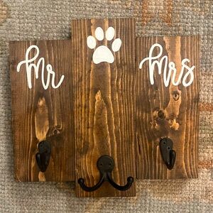 Wonderful Key and Dog Leash Holder. 10”x 10 1/2” x 3/4”.Stained and hand painted
